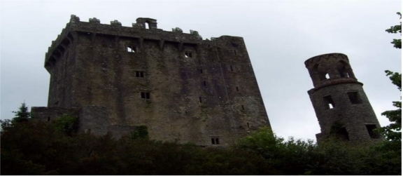 some of my favorite Irish architecture.  I'll be moving in as soon as we can get it wired for internet.